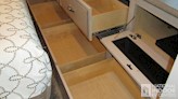 bottom-slider-img