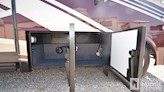 bottom-slider-img
