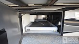 bottom-slider-img