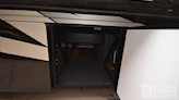 bottom-slider-img