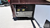 bottom-slider-img