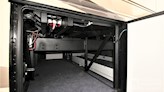 bottom-slider-img