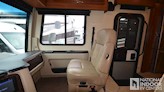 bottom-slider-img