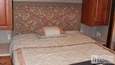 bottom-slider-img