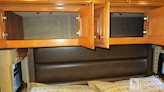 bottom-slider-img