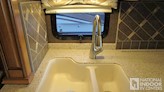 bottom-slider-img