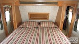 bottom-slider-img