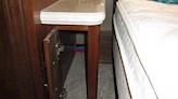 bottom-slider-img
