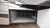bottom-slider-img
