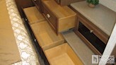 bottom-slider-img