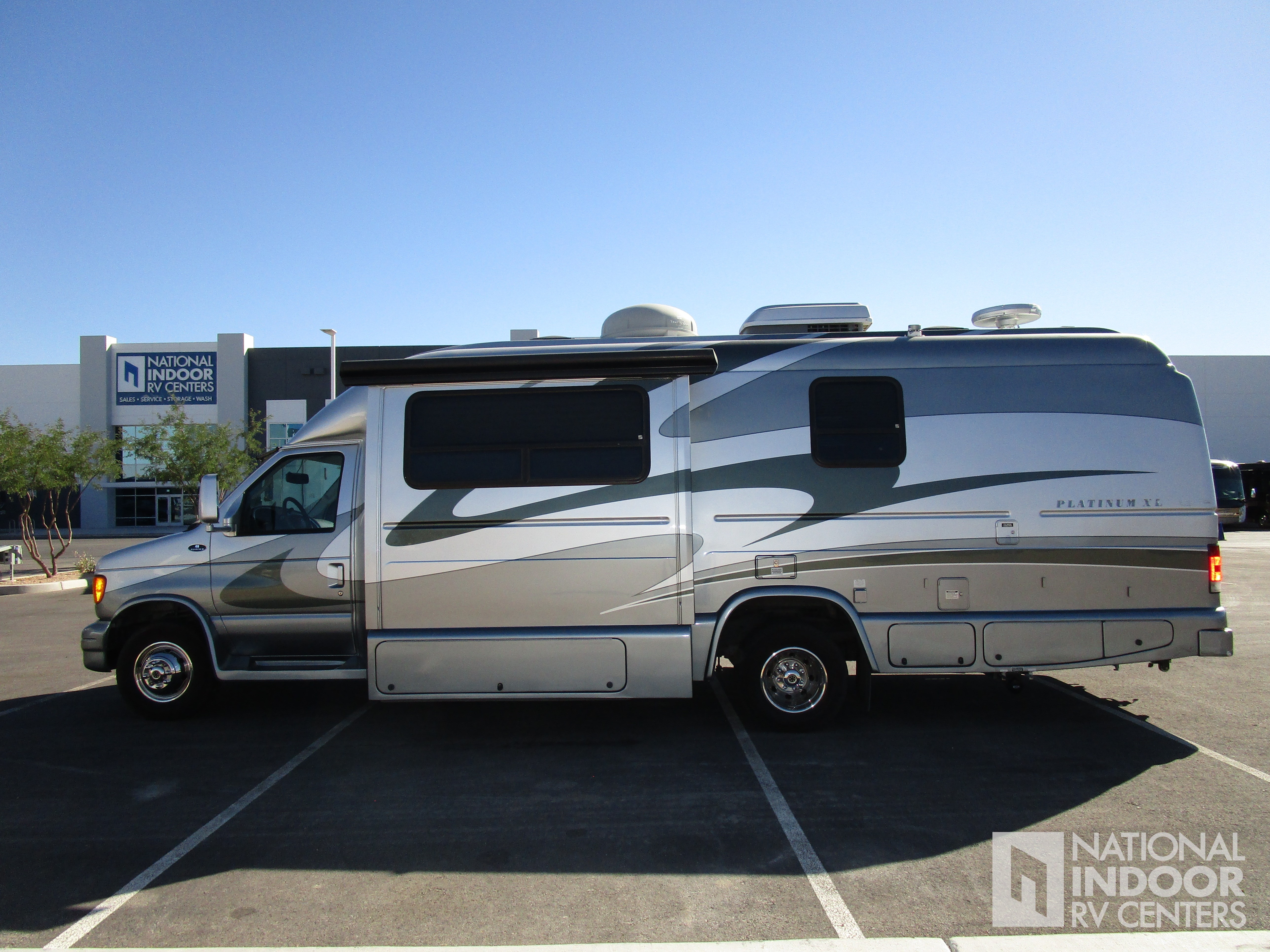 Used 2008 Coach House Platinum | #4736A | LasVegas | National Indoor RV Centers Used 2008 Coach House Platinum | #4736A | LasVegas | National Indoor RV Centers