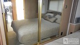 bottom-slider-img