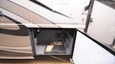 bottom-slider-img