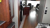 bottom-slider-img