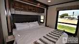 bottom-slider-img