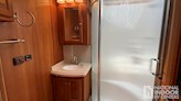 bottom-slider-img