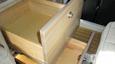 bottom-slider-img