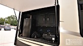 bottom-slider-img