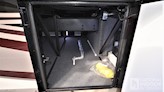 bottom-slider-img