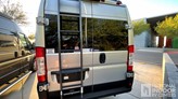 bottom-slider-img