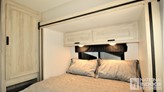 bottom-slider-img
