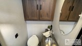 bottom-slider-img