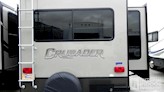 bottom-slider-img