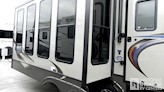 bottom-slider-img