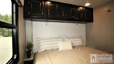 bottom-slider-img