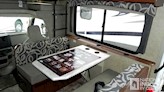 bottom-slider-img