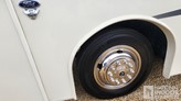 bottom-slider-img