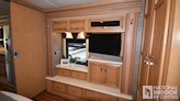 bottom-slider-img