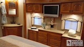 bottom-slider-img