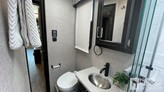 bottom-slider-img