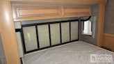 bottom-slider-img