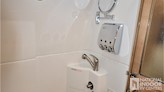 bottom-slider-img