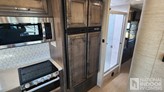 bottom-slider-img