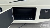 bottom-slider-img