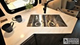 bottom-slider-img