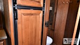 bottom-slider-img