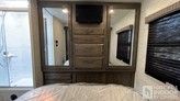 bottom-slider-img