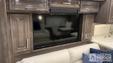 bottom-slider-img
