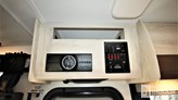 bottom-slider-img