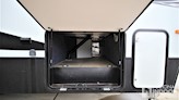 bottom-slider-img