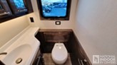 bottom-slider-img