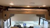 bottom-slider-img