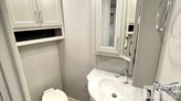 bottom-slider-img