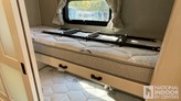 bottom-slider-img