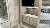 bottom-slider-img