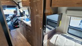 bottom-slider-img